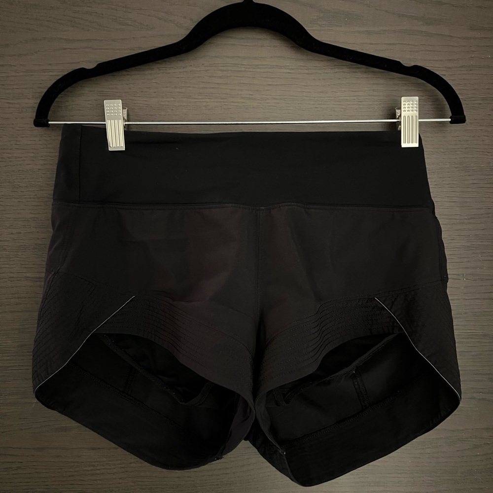 Lululemon shorts size 6
